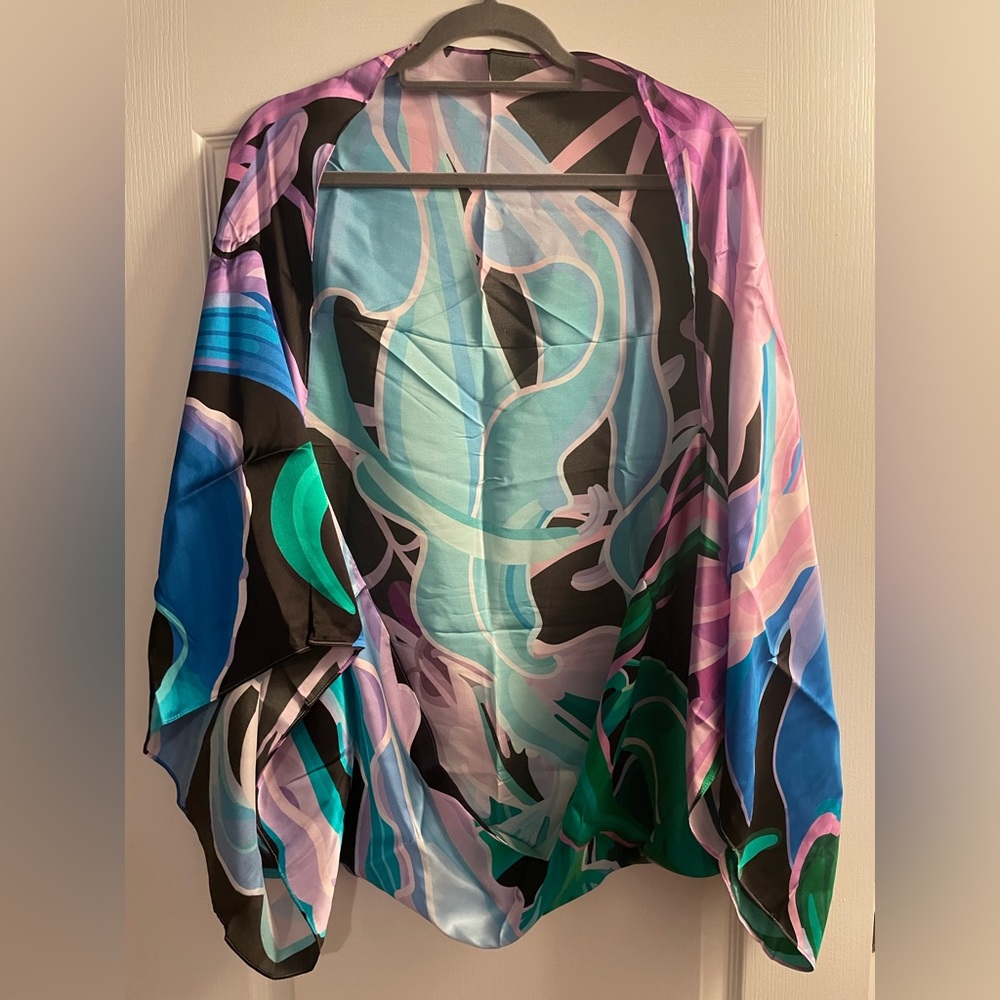 Bairiki by Jan Barwick Silk Wrap
